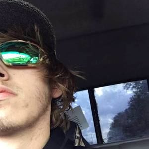 Meet your Posher, Wyatt